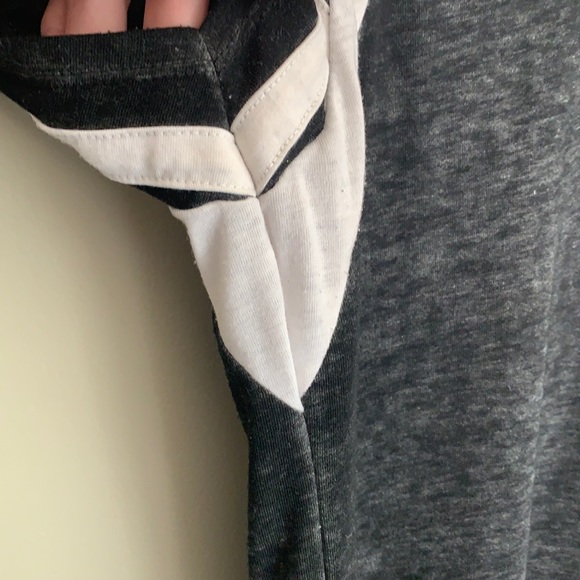 Loose “Baseball T” style dress w/ crossed neck - Picture 7 of 12